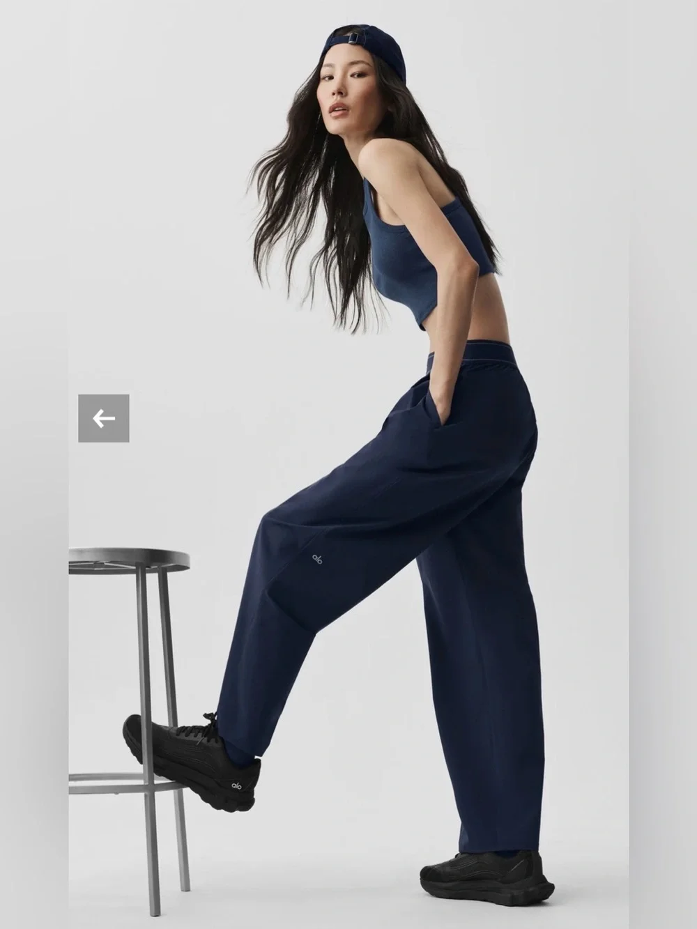 ALO Yoga  Suit Up Trouser  Navy  size XXS